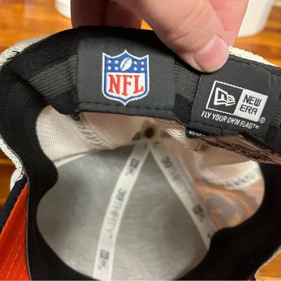 NFL New Era Chicago Bears fitted logo mascot hat size medium large - Picture 9 of 11